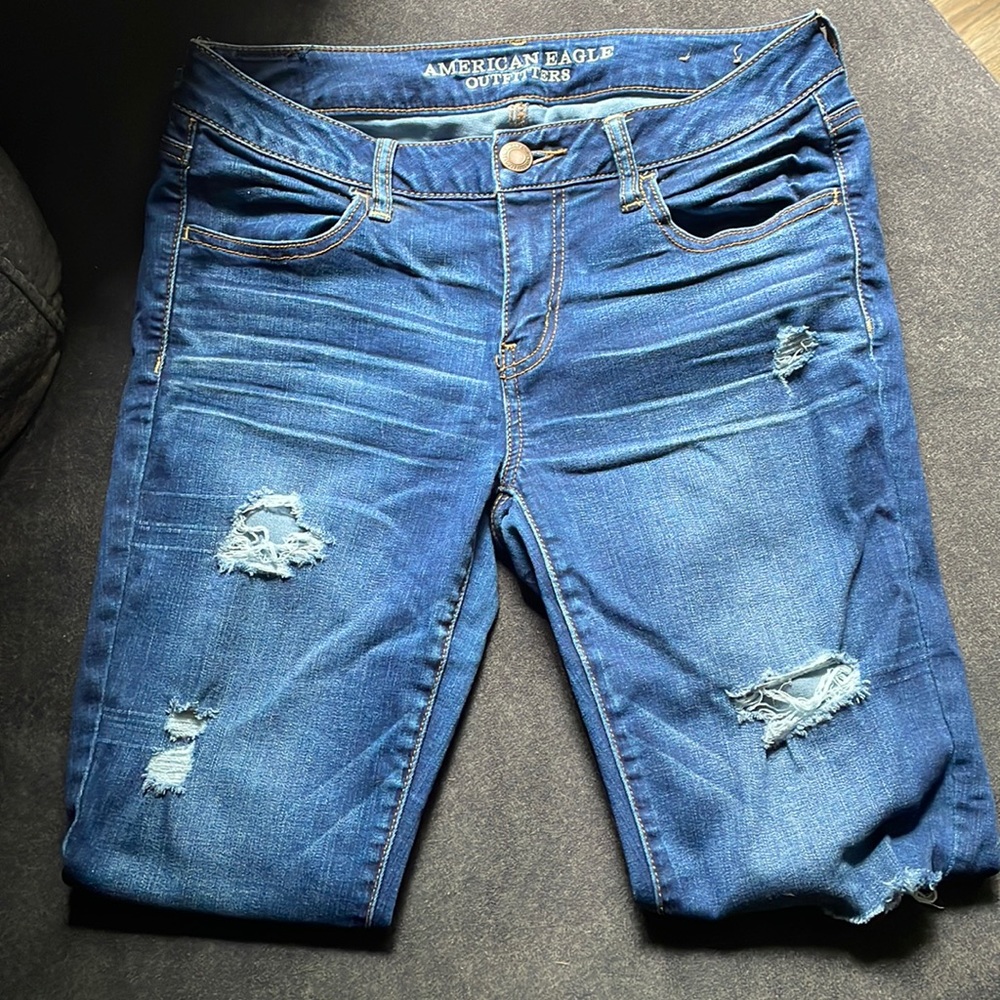Distressed American Eagle jeggings size 10